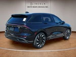2025 Nautilus Hybrid Thumbnail 3