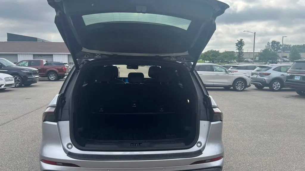 2024 Lincoln Nautilus Hybrid Reserve