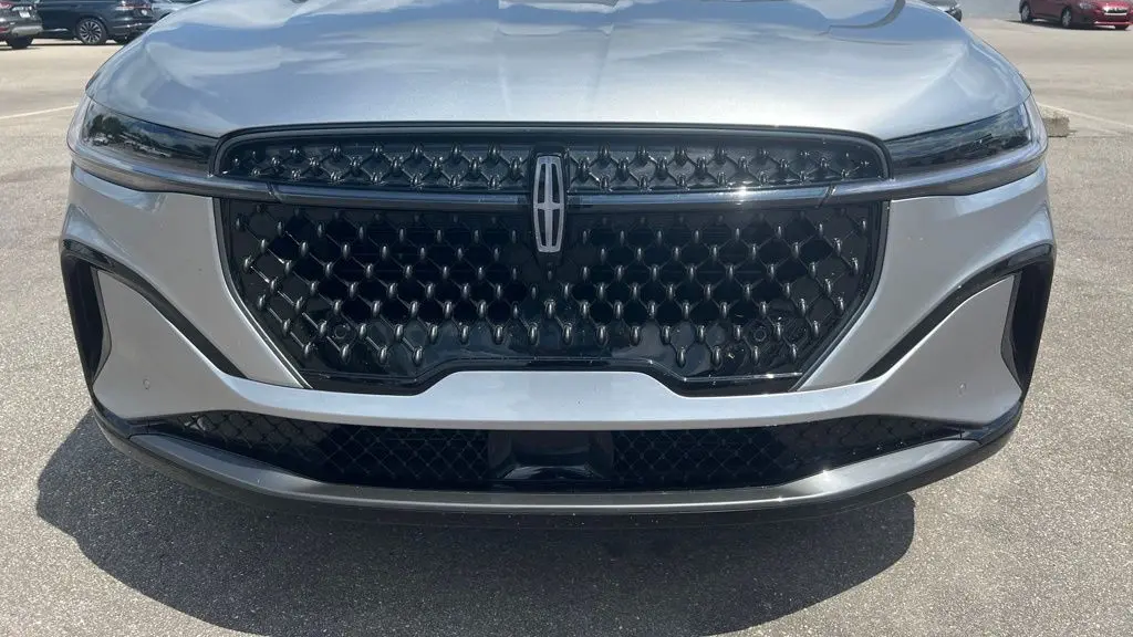 2024 Lincoln Nautilus Hybrid Reserve