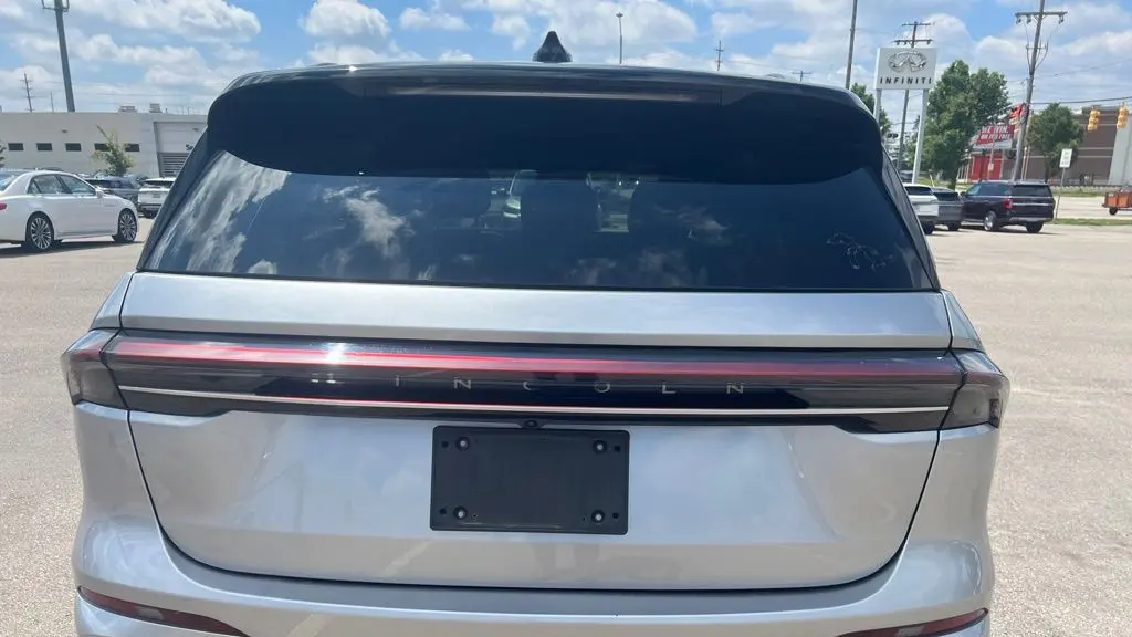 2024 Lincoln Nautilus Hybrid Reserve