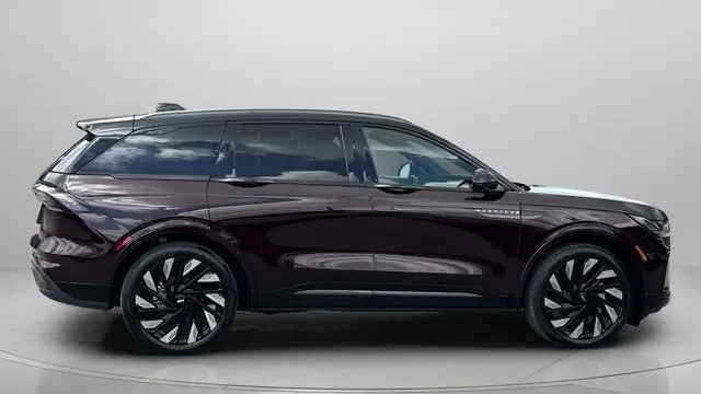 2024 Lincoln Nautilus Hybrid Reserve