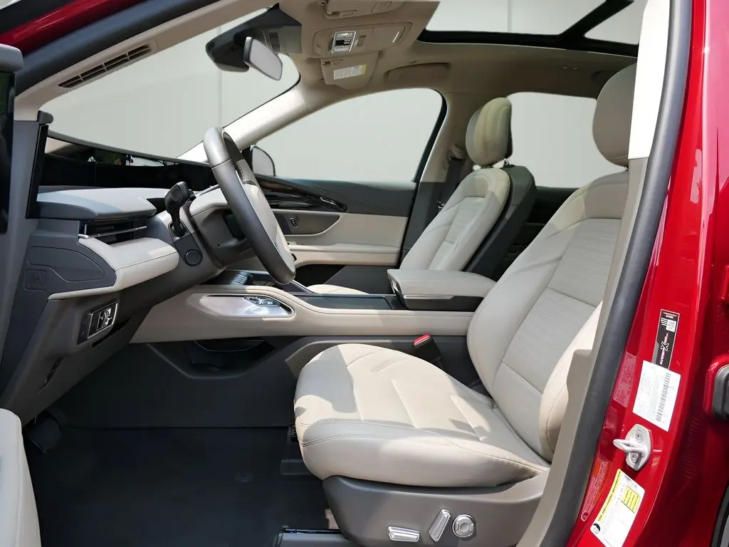 2025 Lincoln Nautilus - $52,850