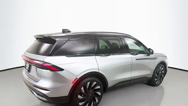 2025 Lincoln Nautilus Hybrid Reserve