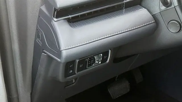 2025 Lincoln Nautilus Hybrid Reserve