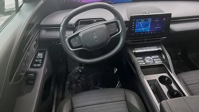 2025 Lincoln Nautilus Hybrid Reserve