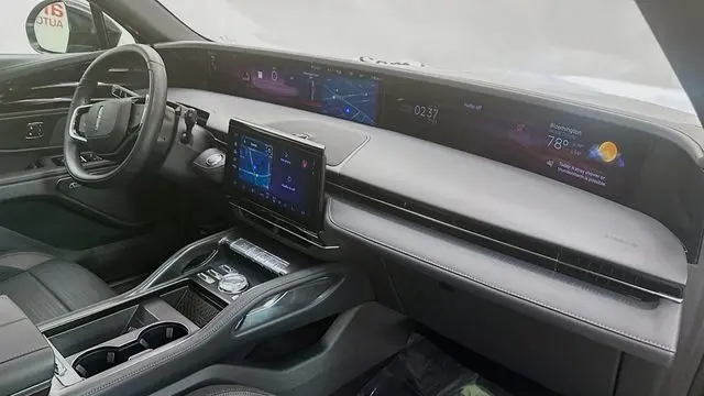 2025 Lincoln Nautilus Hybrid Reserve