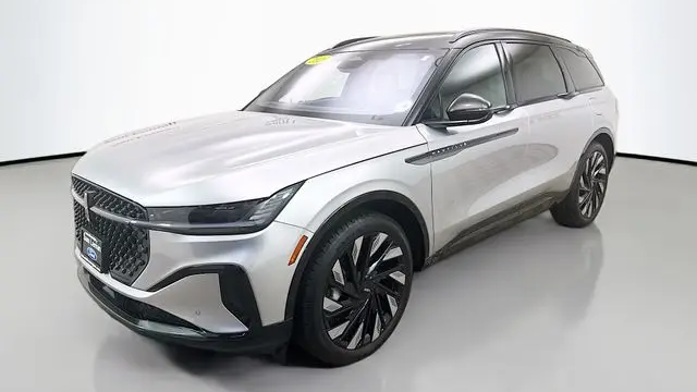 2025 Lincoln Nautilus Hybrid Reserve