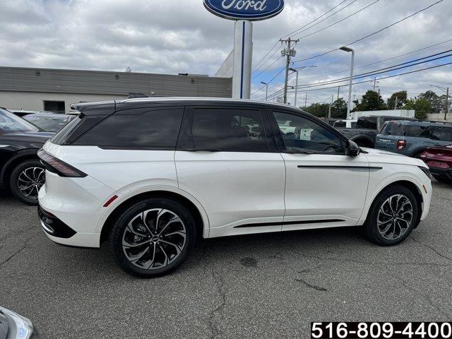 2026 Lincoln Nautilus - $64,447