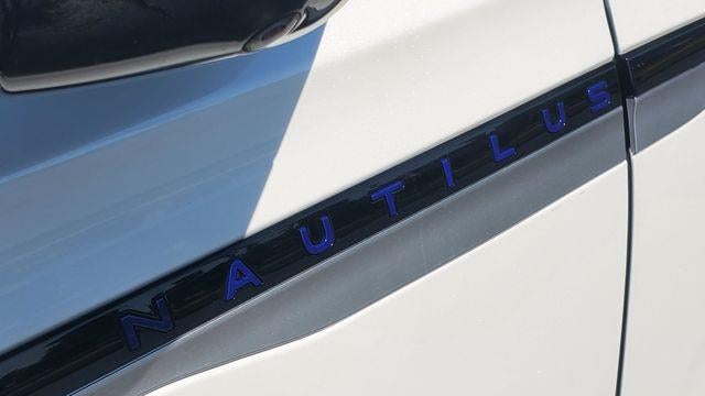 2024 Lincoln Nautilus Hybrid Reserve