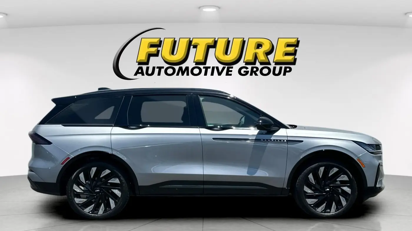 2025 Lincoln Nautilus Hybrid Reserve