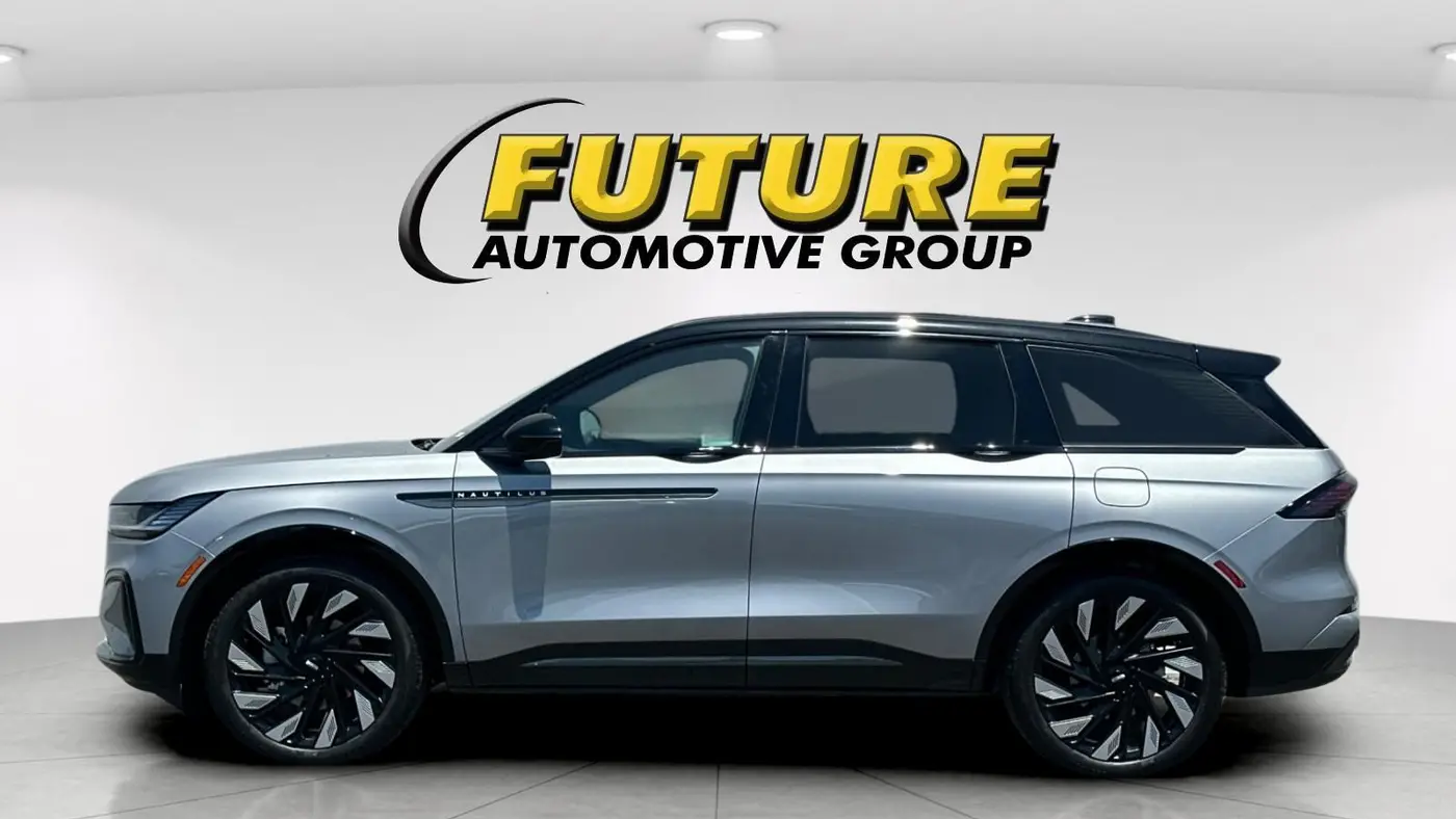 2025 Lincoln Nautilus Hybrid Reserve