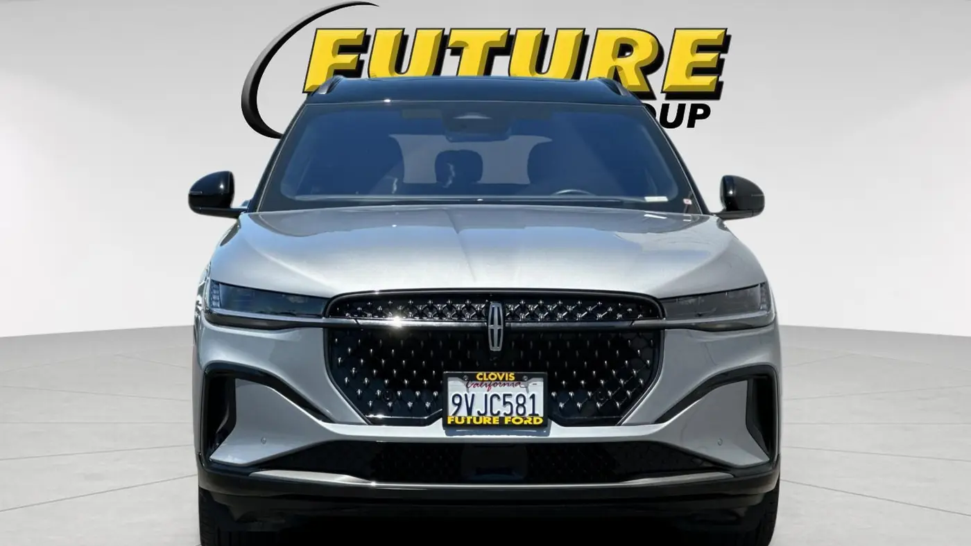 2025 Lincoln Nautilus Hybrid Reserve
