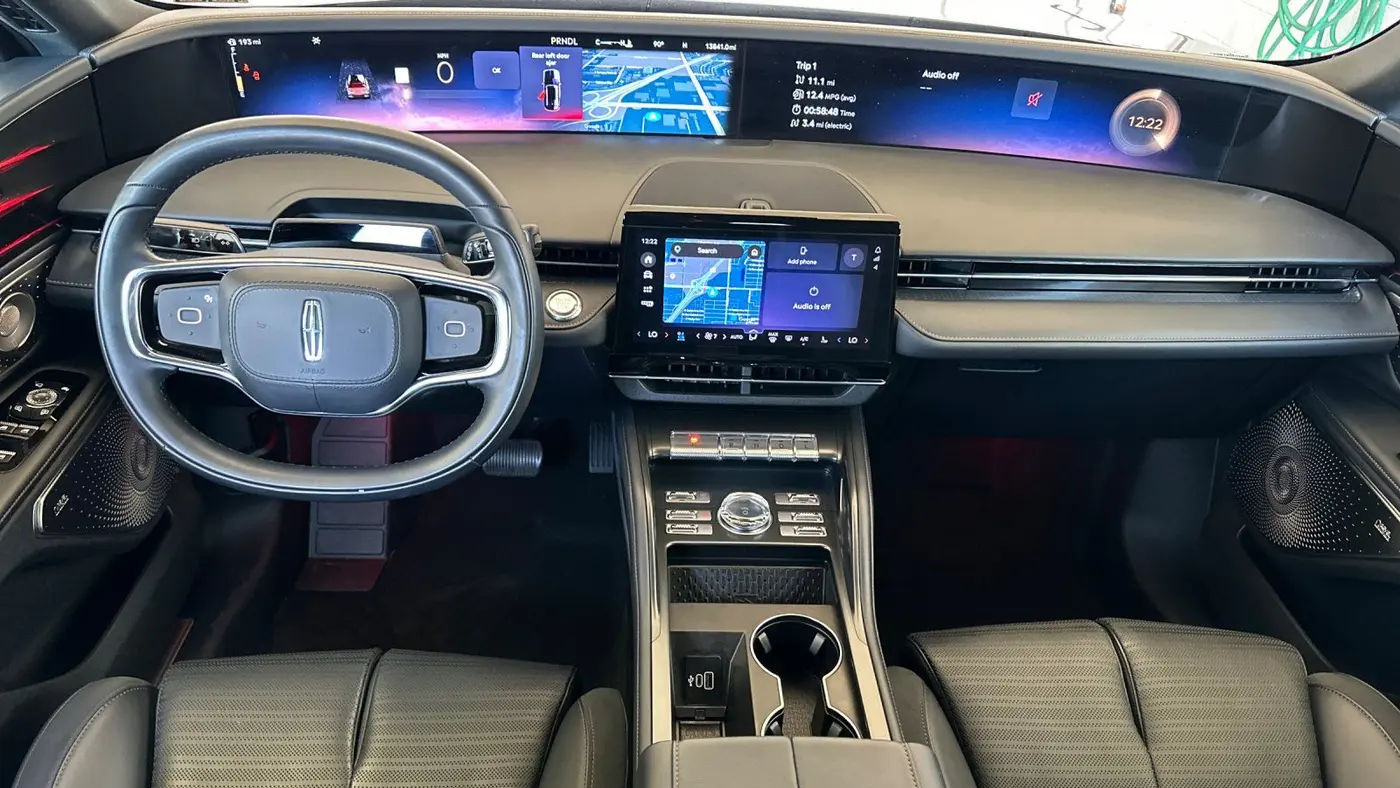 2025 Lincoln Nautilus Hybrid Reserve