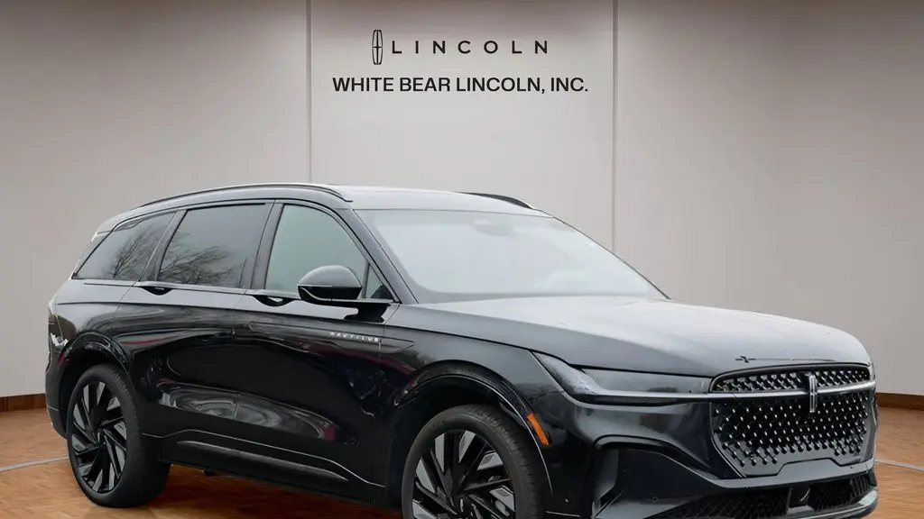 2024 Lincoln Nautilus Reserve