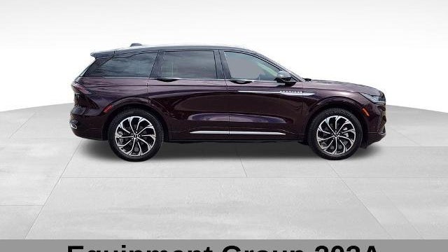 2024 Lincoln Nautilus Reserve