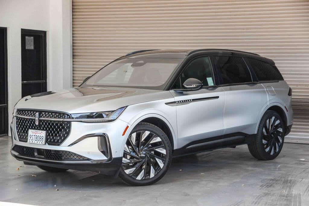 2024 Lincoln Nautilus