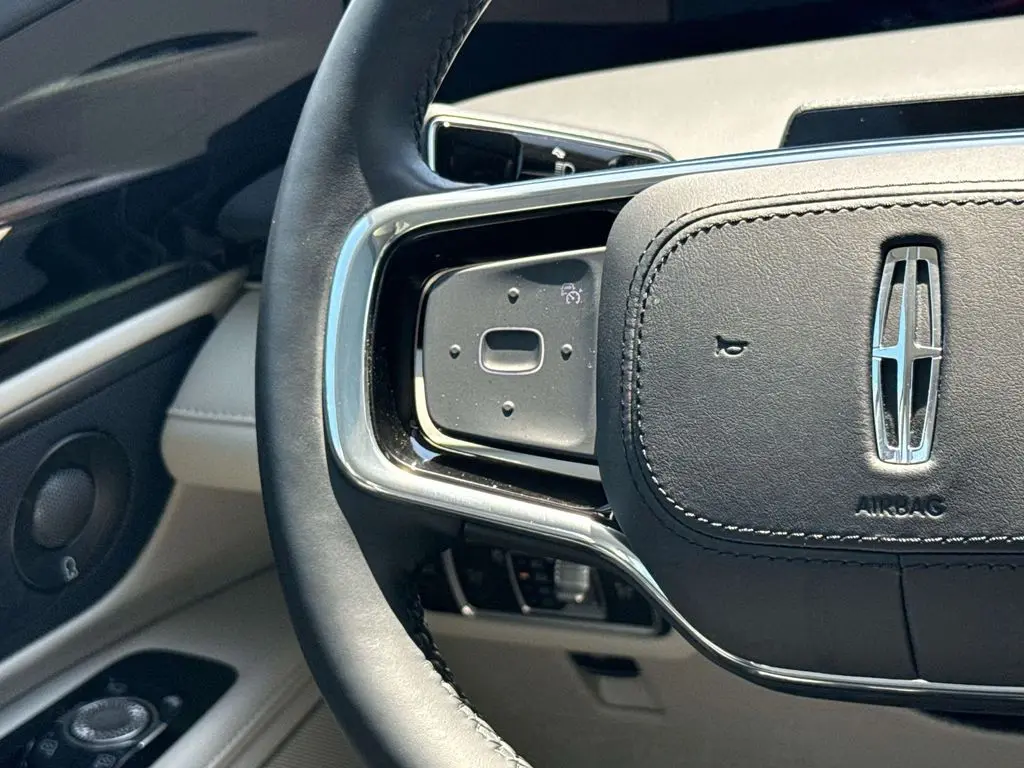 2026 Lincoln Nautilus - $65,840