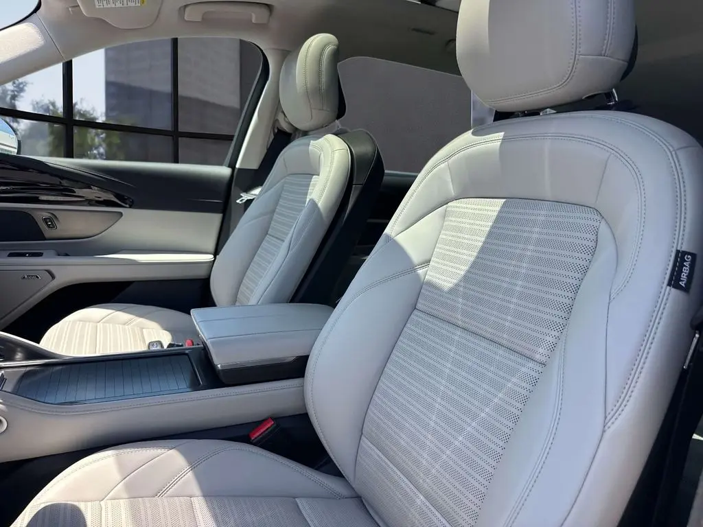 2026 Lincoln Nautilus - $65,840