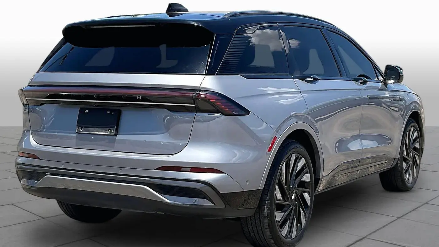 2024 Lincoln Nautilus Reserve
