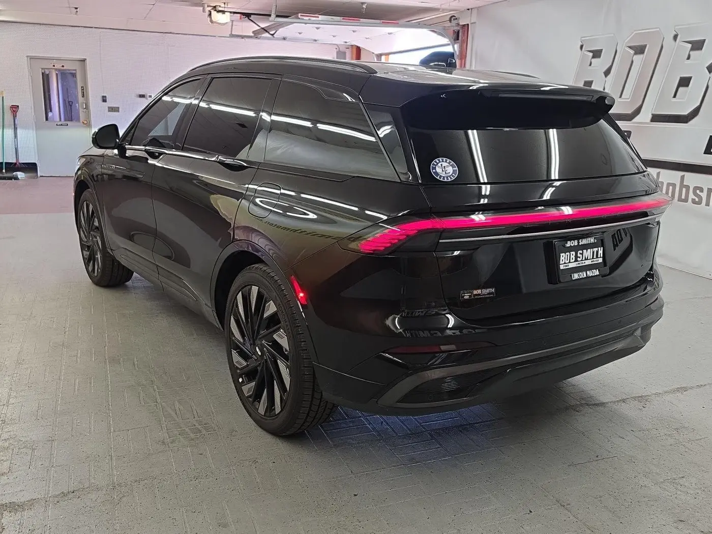 2025 Lincoln Nautilus - $58,590