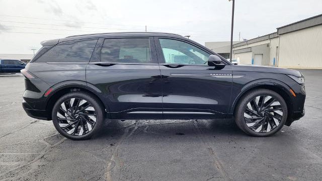 2024 Lincoln Nautilus Reserve