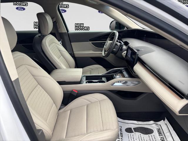 2024 Lincoln Nautilus - $52,479