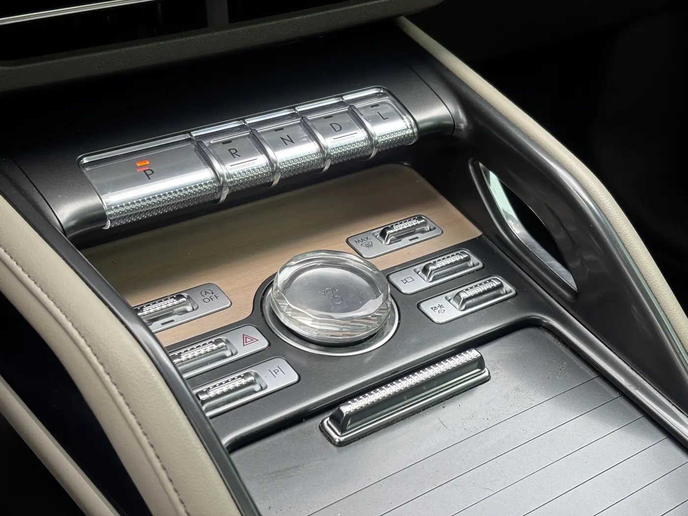 2024 Lincoln Nautilus - $48,923