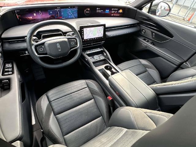 2024 Lincoln Nautilus - $49,999