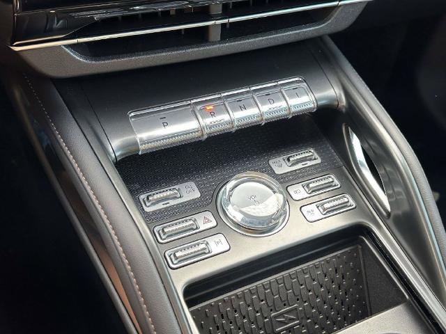 2024 Lincoln Nautilus - $49,999