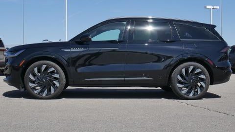 2025 Lincoln Nautilus Reserve