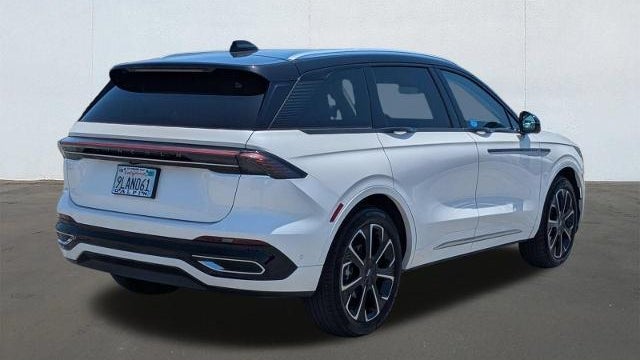 2024 Lincoln Nautilus Reserve