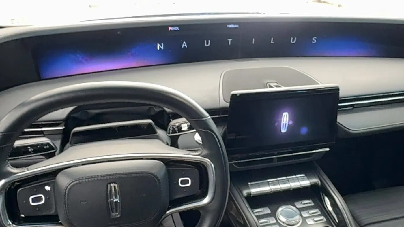 2024 Lincoln Nautilus Reserve