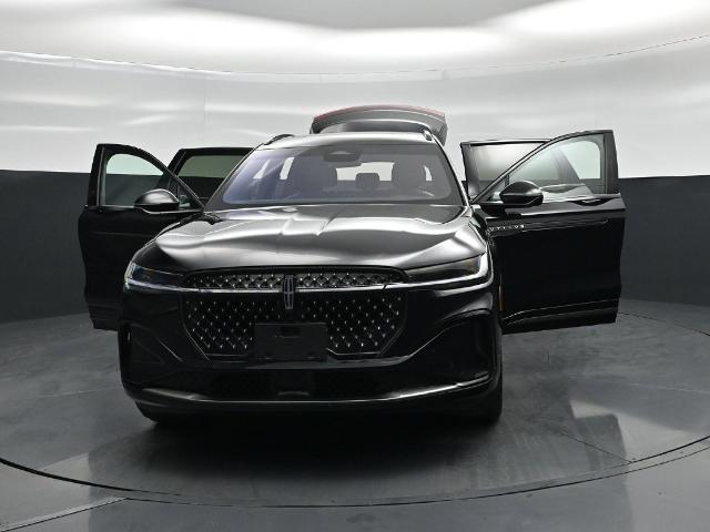 2024 Lincoln Nautilus - $50,585