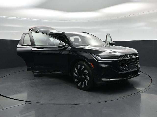2024 Lincoln Nautilus - $50,585