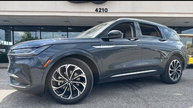 2024 Lincoln Nautilus Reserve