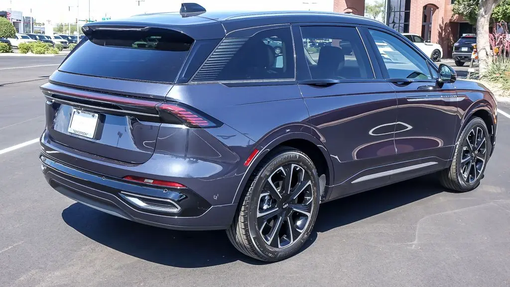 2024 Lincoln Nautilus Reserve
