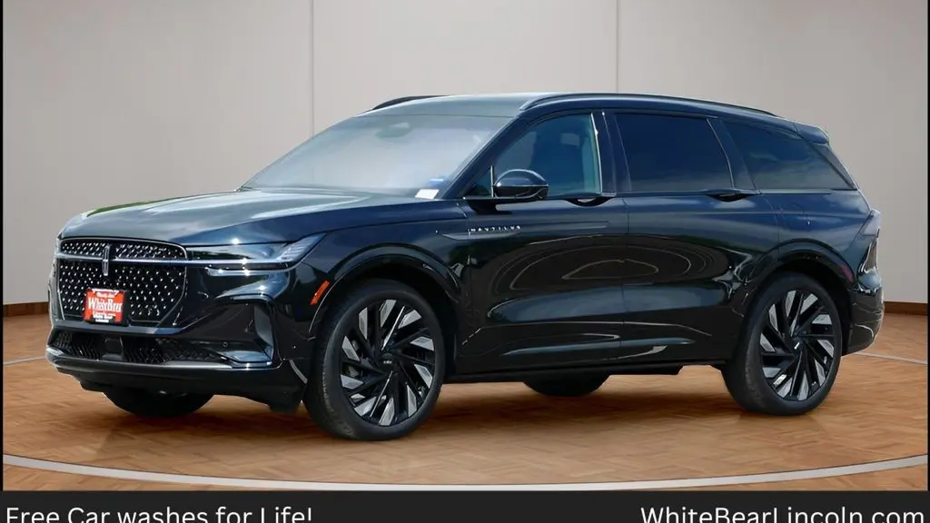 Preowned 2024 Lincoln Nautilus Reserve for Sale