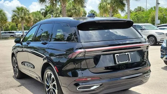 2024 Lincoln Nautilus Reserve