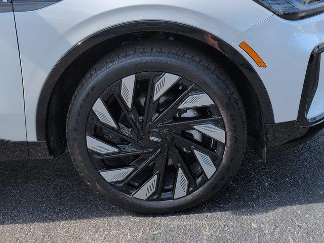 2025 Lincoln Nautilus - $53,989