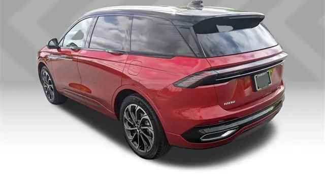 2025 Lincoln Nautilus Reserve
