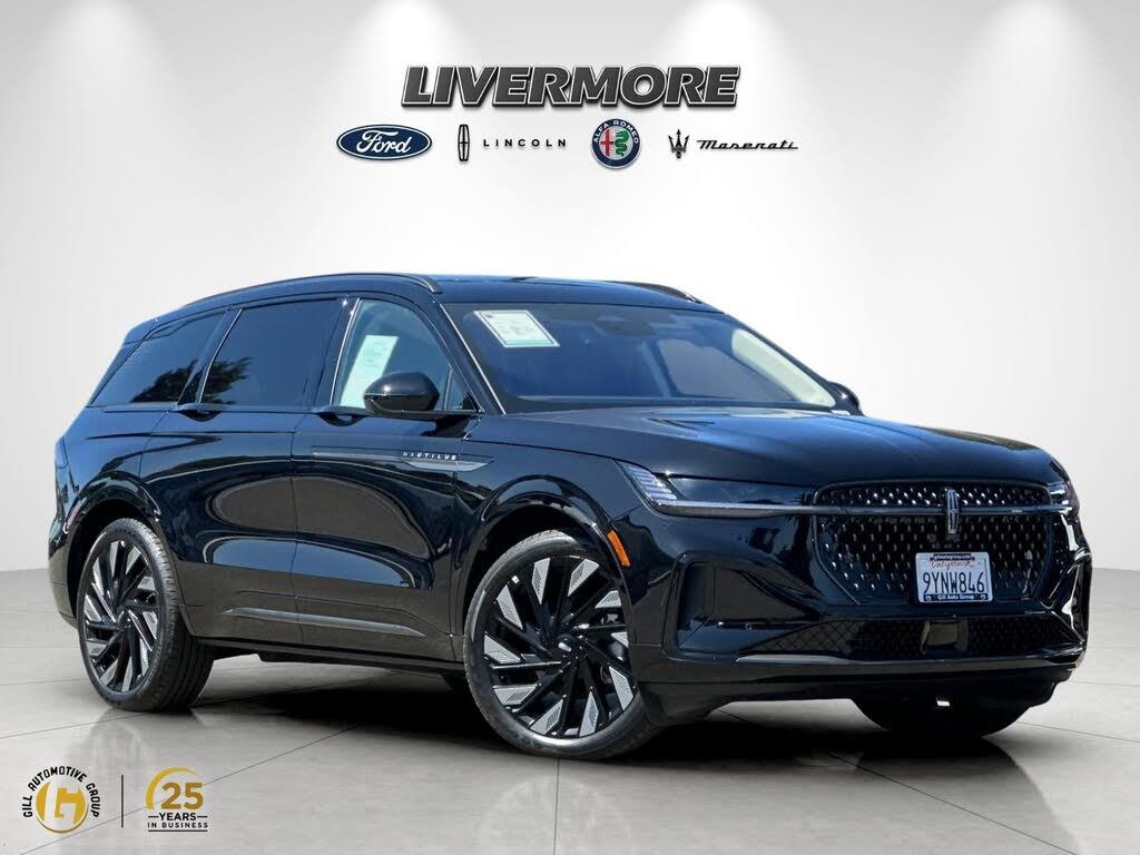 2026 Lincoln Nautilus - $59,900