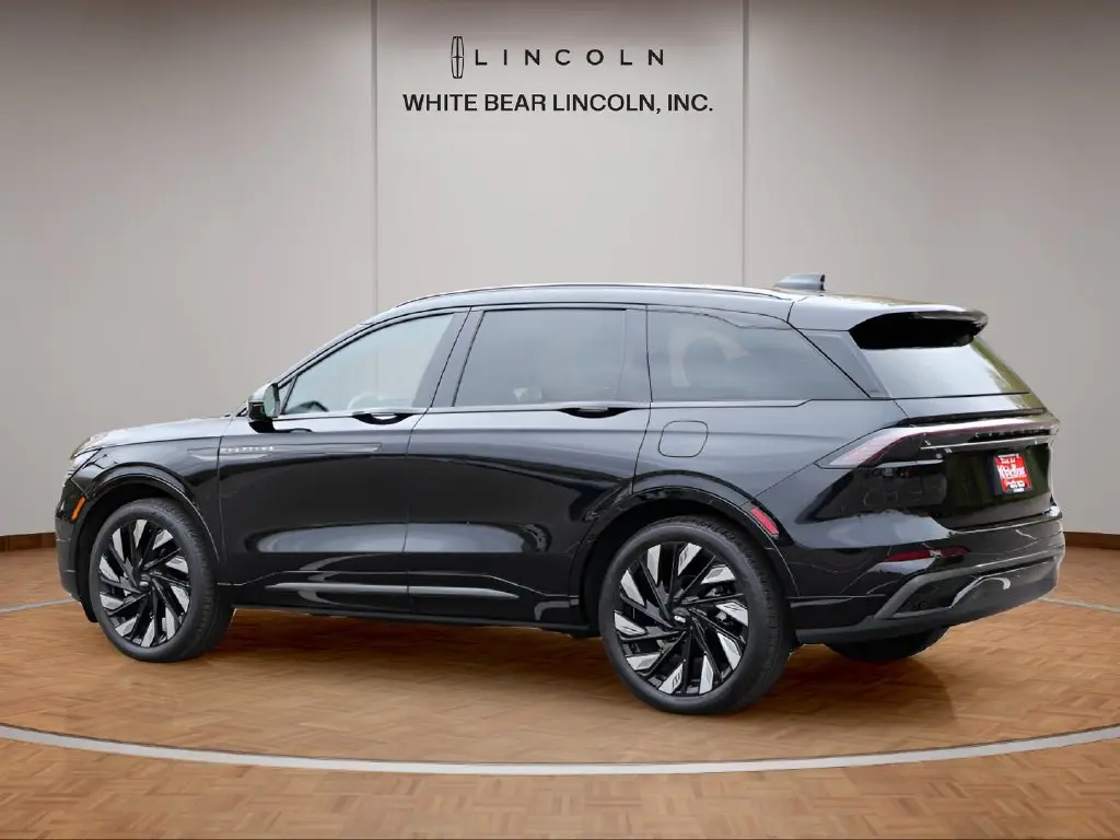 2026 Lincoln Nautilus - $60,345