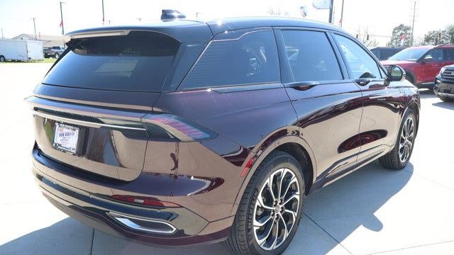 2025 Lincoln Nautilus Reserve