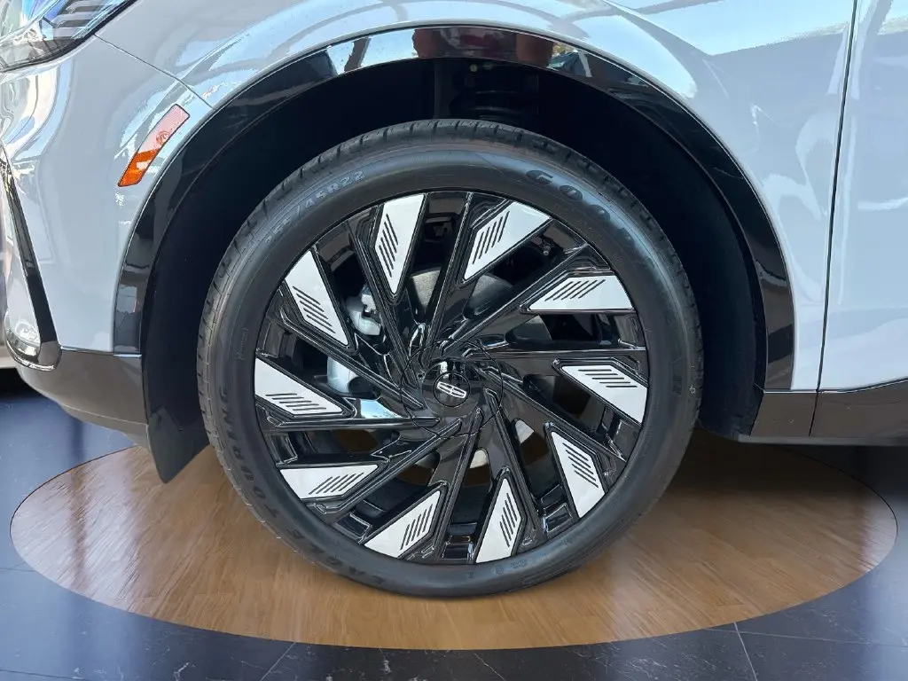 2026 Lincoln Nautilus - $69,340