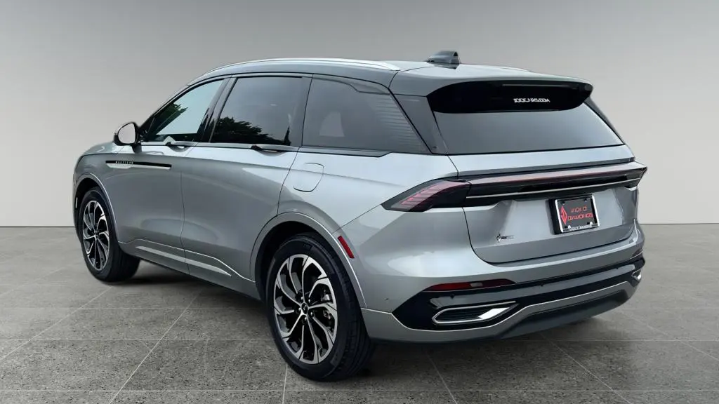 2024 Lincoln Nautilus Reserve