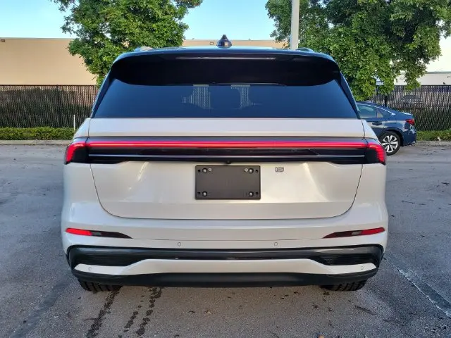 2024 Lincoln Nautilus - $45,990