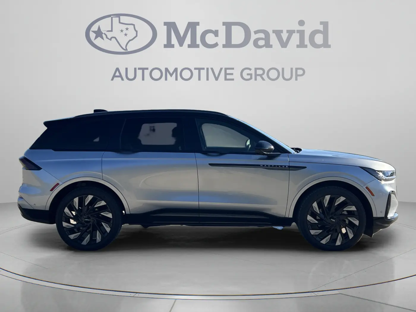 2024 Lincoln Nautilus - $48,999
