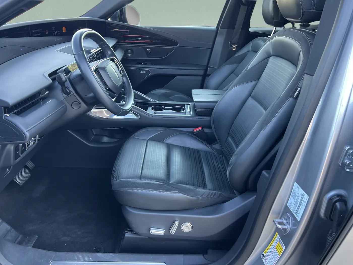 2024 Lincoln Nautilus - $48,999