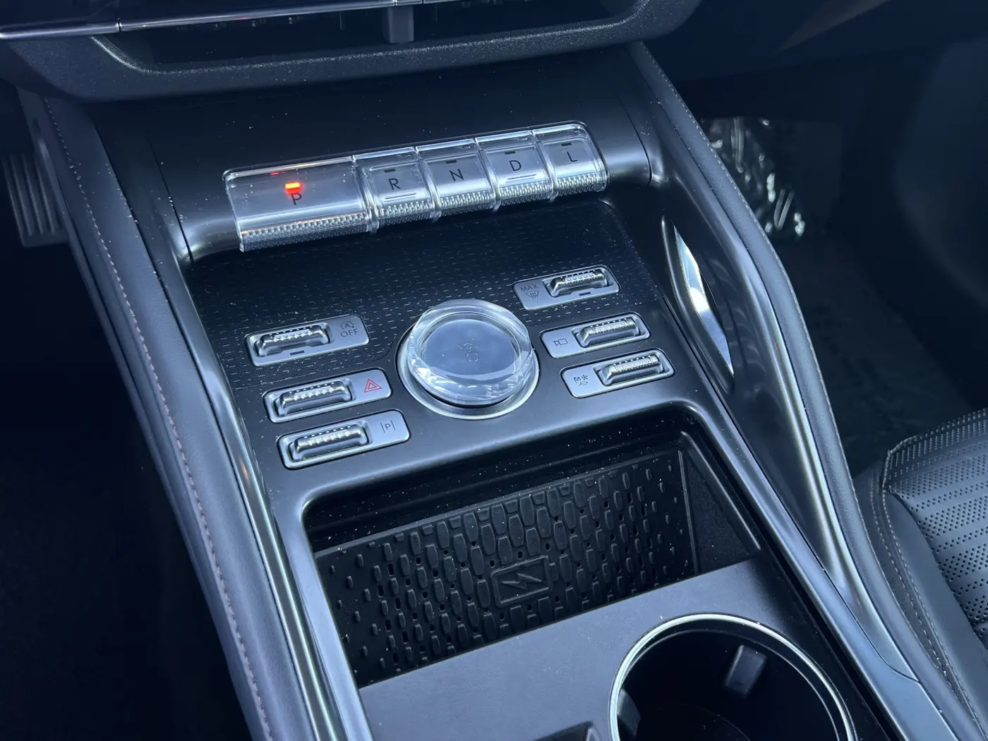 2024 Lincoln Nautilus - $48,999