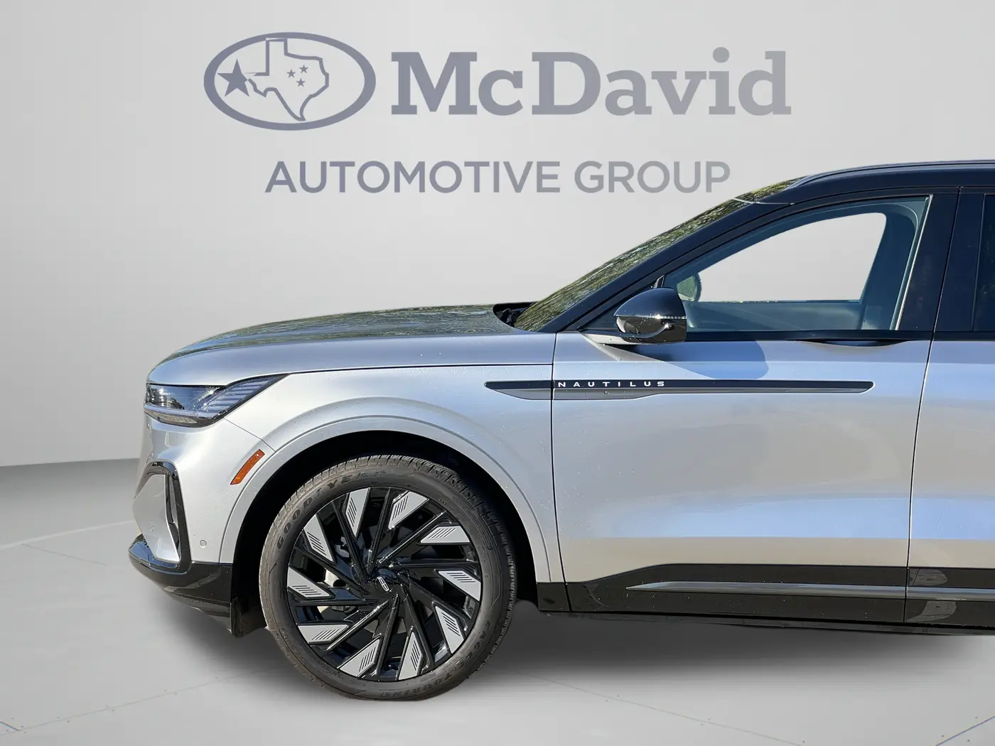 2024 Lincoln Nautilus - $48,999